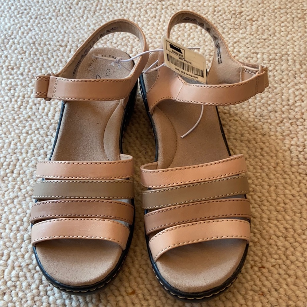 Clarks Women's Tan and Taupe Strappy Leather Sandals
